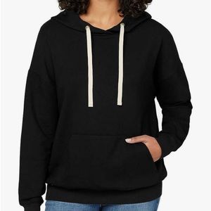 BLACK OVERSIZED HOODIE
